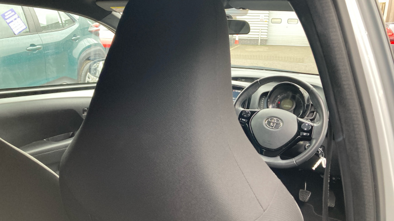 Toyota Aygo 1.0 VVT-i X-Trend TSS 5dr x-shift Petrol Hatchback